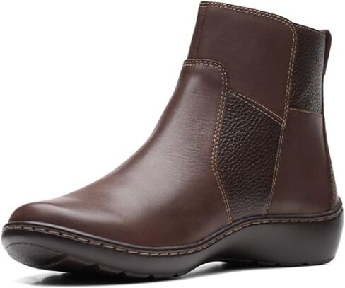 حذاء الكاحل Cora Grace النسائي من Clarks in Saudi Arabia