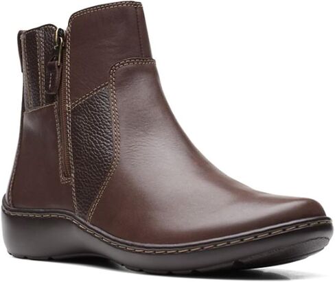 حذاء الكاحل Cora Grace النسائي من Clarks in Saudi Arabia
