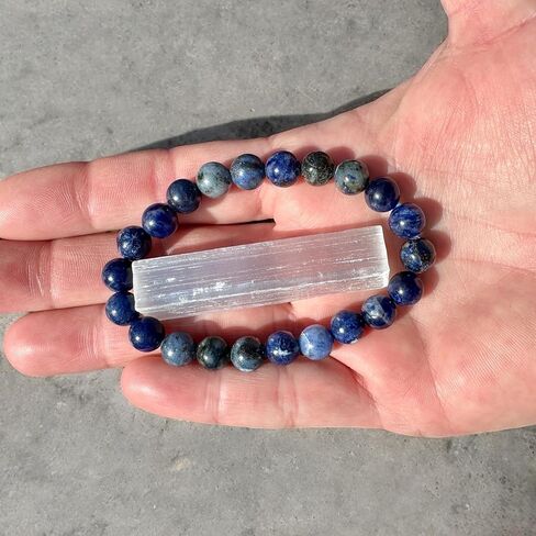 مجموعة هدايا سوار سودالايت مشحون من دوك ويلارد مقاس 8 مم مع مجموعة هدايا سوار سودالايت قابل للتمدد مع قطعة سيلينيت و3 بطاقات معلوماتية بلورات شفاء ميتافيزيقية ريكي in Kuwait