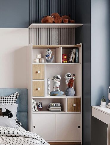 Paimuni Figurine Home Decor Resin Astronaut Statue Collectible Spaceman Sculpture Decorative Music Ornament for Desktop Bookshelf Office Living Room in Saudi Arabia