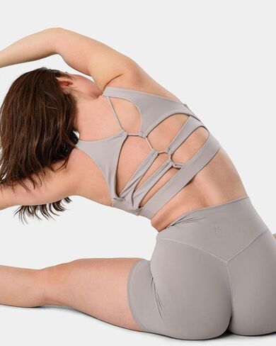 Kamo Fitness Featherlite Enhance 6" Women's Biker Shorts, Hidden Scrunch, No Front Seam, Soft, Lightweight, Butt-Lifting Yoga in Kuwait