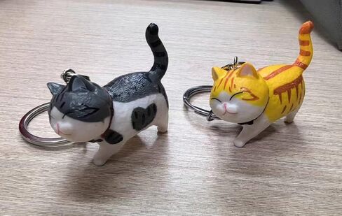 2PCS رمادي أصفر لطيف القط Keycahin زوجين هدية سلسلة المفاتيح هدية لصديقها صديقها in Kuwait