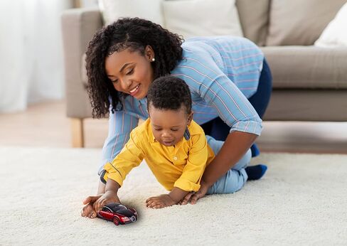 بيري بريزيدنت 1:32 نموذج مقياس دييكاست مصنوع من خليط معدني نموذج سيارة خارقة لعبة محاكاة للأطفال سيارات سحب كهربائية صوت وضوء (أحمر) in Kuwait