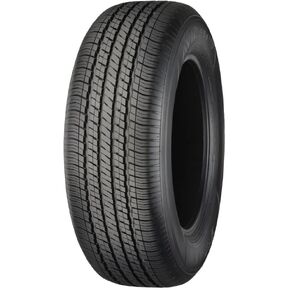 يوكوهاما 225/40R18 92 فولت يوكوهاما أفيد S34NV BW A/S in Kuwait