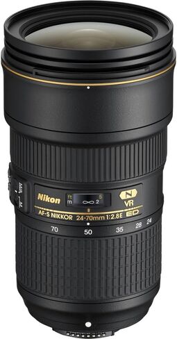 نيكون - عدسة AF-S NIKKOR مقاس 24-70 مم وببؤرة f/2.8E ED VR، عدسة تكبير بزاوية واسعة (20052) + طقم مرشح + حافظة للغطاء + طقم تنظيف (متجدد) in Saudi Arabia