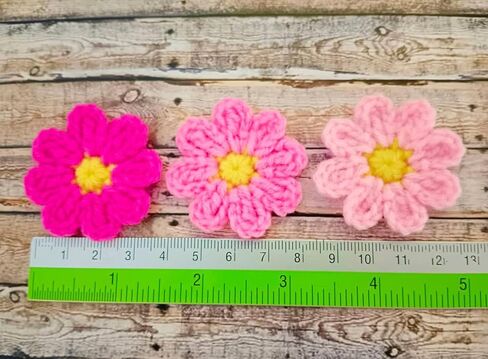 Handmade Crochet Daisy Flower Decoration Sewing Appliques Floral Petal Sew on Patches Ornament for DIY Craft Costume Bag Earrings or Hair Accessory (White) in Kuwait