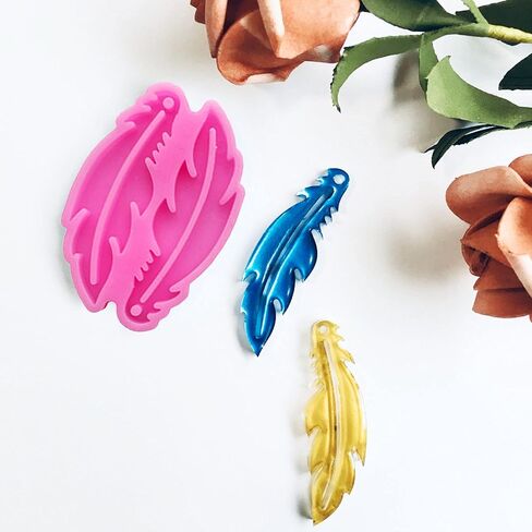 Cayway 33PCS Resin Casting Mould, 2PCS Guitar Picks Resin Moulds Resin Casting Mould with 12 Color Sequins,Pendant Buckle, Black Wax Rope and Keychain for DIY Necklace, Keychain, Hand Craft Jewelry in Saudi Arabia
