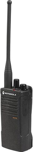 2 x Motorola RDU4100 RDX Business Series راديو UHF ثنائي الاتجاه (أسود) (RDU4100) + 2 x HKLN4606 ميكروفون مكبر صوت عن بعد - عبوتان مع حزمة ميكروفون in Saudi Arabia