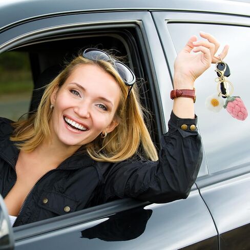 نسج سلسلة المفاتيح زهرة الفراولة، سلاسل المفاتيح الكروشيه اليدوية لطيف سلسلة المفاتيح الملحقات هدية لحقيبة النساء الفتيات in Saudi Arabia