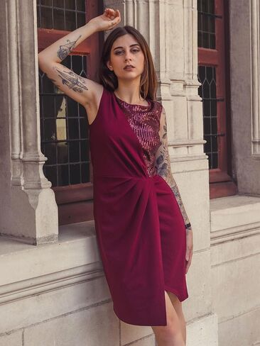 Knitee Women's Sequin Glitter Ruched Sleeveless Bodycon Slit Cocktail Evening Party Dress in Saudi Arabia