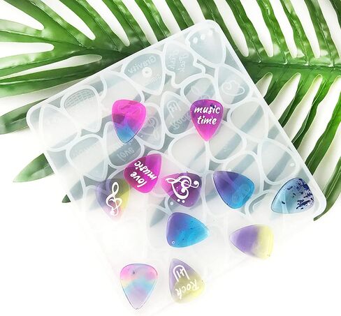 قوالب حلق كاي واي، 6 قطع قالب حلق من راتنج الريش الدائري، 50 قطعة من خطافات الأذن مع حلقات قفز، وترتر، مجموعة قوالب صب راتنجات الايبوكسي DIY لصنع سلاسل المفاتيح والأقراط in Kuwait