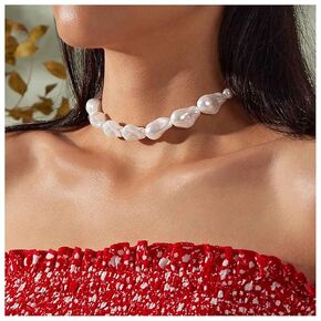 Vintage Baroque Pearl Choker Necklace Large Pearl Chain Necklace Short Pearl Necklace Chain Boho Irregular Pearl Necklace Jewelry for Women and Girls