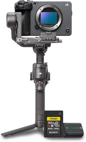 كاميرا Sony Alpha FX3 Cinema Line كاملة الإطار (الجسم فقط) مع حزمة DJI RS 4 in Kuwait