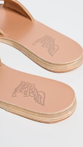 صنادل نيكتاريا النسائية in Kuwait