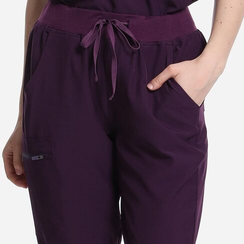 مجموعة يونيفورم وورلد سكرب للنساء - قميص وسروال مطاطي مع 8 جيوب، حزام خصر لليوجا، مضاد للتجاعيد، مقاس نحيف in Kuwait