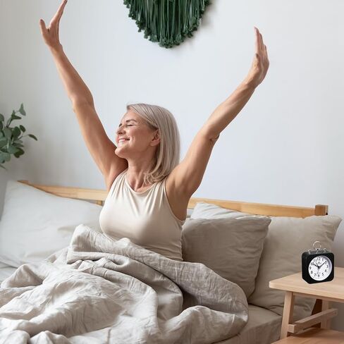 uxcell Square Quartz Alarm Clock, Black Alarm Clock, Alarm Clocks for Bedrooms with USB Charging Port, Adjustable Volume, Dimmable, Snooze, 12/24H in Kuwait