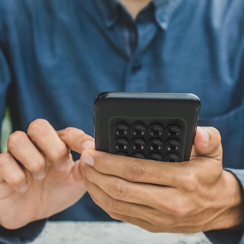 جراب هاتف بالشفط، حامل للهاتف من السيليكون، حامل للأجهزة المحمولة اليدوية، مقاطع فيديو Tiktok وصور شخصية in Kuwait