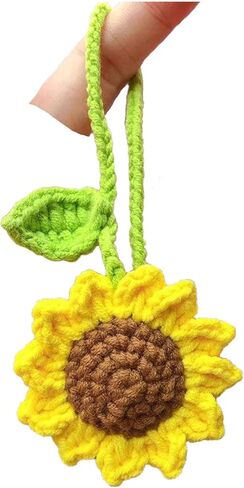 سلسلة مفاتيح عباد الشمس متماسكة للسيدات وزخرفة المحفظة، قلادة زخرفية in Kuwait