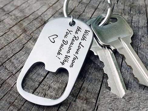 هدية لسائقي البيرة مع الحب من سبب لماذا تشرب فتاحة زجاجات سلسلة المفاتيح هدية عيد الحب للزوج والصديق هدايا عيد الأب من ابنة in Kuwait