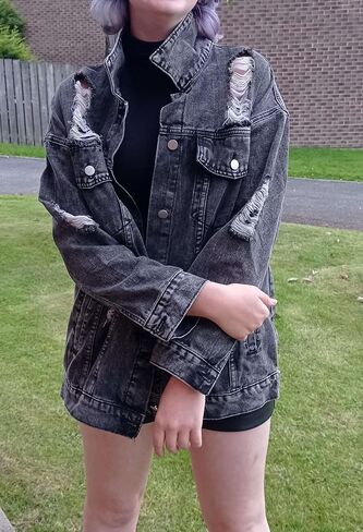 Oversize Denim Jacket for Women Ripped Jean Jacket Boyfriend Long Sleeve Trucker Coat in Kuwait