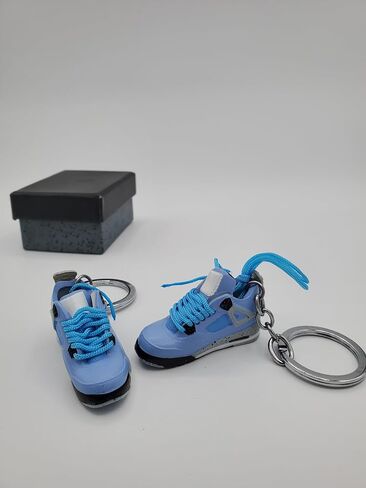 MINI 3D 2 PAIR sneaker keychain with mini shoe box included in Kuwait