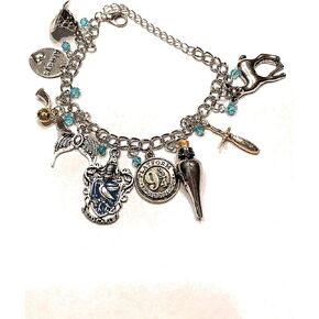 أساور ساحرة من ايفي آند كلوفر in Kuwait