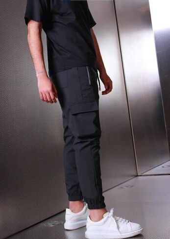 Men Stylish Tech wear Track Pants in Saudi Arabia