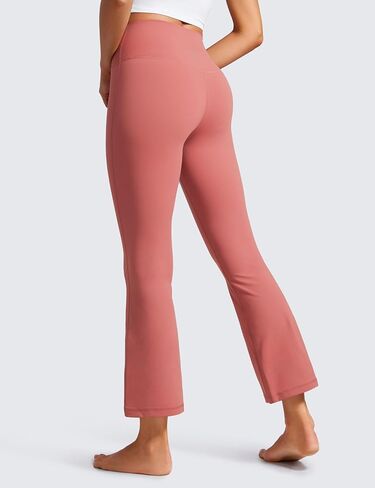 سروال CRZ YOGA النسائي Butterluxe Crossover Flare 25.6 بوصة - ارتفاع الخصر على شكل حرف V Cross Bell Bottom Bootcut Yoga Lounge سراويل كاجوال in Kuwait