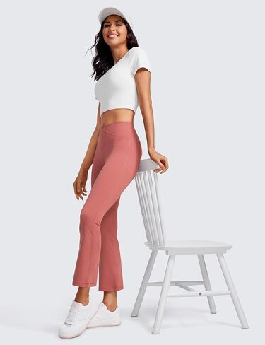 سروال CRZ YOGA النسائي Butterluxe Crossover Flare 25.6 بوصة - ارتفاع الخصر على شكل حرف V Cross Bell Bottom Bootcut Yoga Lounge سراويل كاجوال in Kuwait