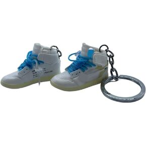 MINI 3D 2 PAIR sneaker keychain with mini shoe box included
