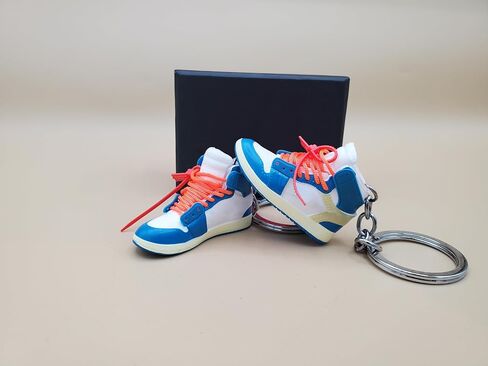 MINI 3D 2 PAIR sneaker keychain with mini shoe box included in Kuwait