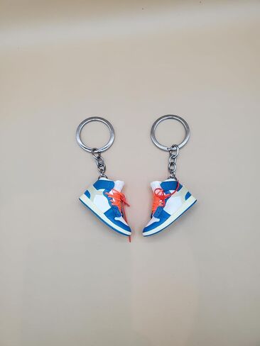 MINI 3D 2 PAIR sneaker keychain with mini shoe box included in Kuwait