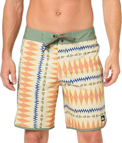 Quiksilver Men's Standard Surfsilk Scallop 19 Boardshort Swim Trunk in Saudi Arabia