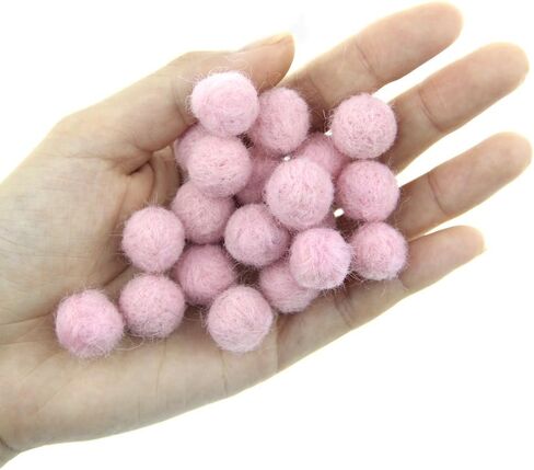 Needle Felt Balls Pure Wool Beads Dry Felted Balls 15mm Handmade DIY Crafts 20pcs (White) in Saudi Arabia