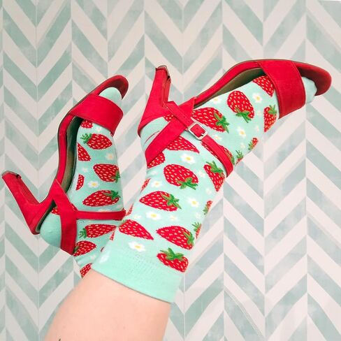 ROBIN SOCKS نموذج المنتج: الفراولة والنعناع - جوارب نصف دائرية - مضحكة - مطبوعة. in Kuwait