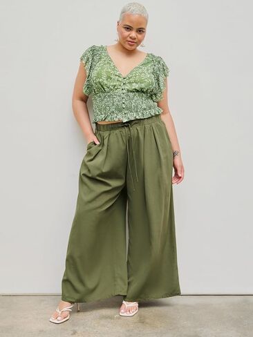 CIDER Elastic Waist Wide Leg Trousers Curve & Plus in Kuwait