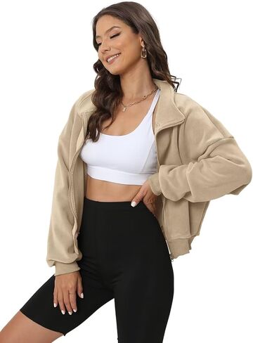 سترة شتوية نسائية من الصوف من Ovanviso بسحاب كامل وياقة قصيرة وأكمام طويلة in Kuwait