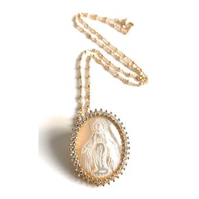 Miraculous Medal Oval Pendant 17.5 Inches Chain Medalla Virgen La Milagrosa