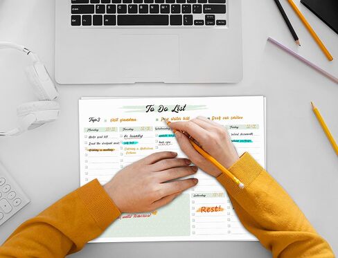 Weekly To Do List Notepad - 52 Tear Off Sheets Weekly Planner Notepad with Checklist, Top Priority & Notes Sections for Added Efficiency, 8.5 x 11 Inch (Green) in Saudi Arabia