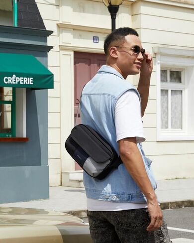 حقيبة كروس للنساء والرجال حقيبة كتف بحمالة كتف للسفر خفيفة الوزن ومقاومة للماء مع حزام قابل للتعديل للحمل اليومي حقيبة كاجوال للعمل غير الرسمي وصالة الألعاب الرياضية in Kuwait