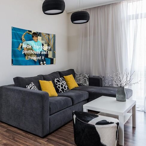 Seconight Funny I أخذتها إلى السقيفة الخاصة بي وأذهلتني بالمفروشات مع 4 حلقات للسكن الجامعي in Kuwait