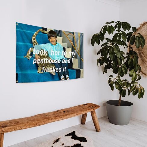 Seconight Funny I أخذتها إلى السقيفة الخاصة بي وأذهلتني بالمفروشات مع 4 حلقات للسكن الجامعي in Kuwait