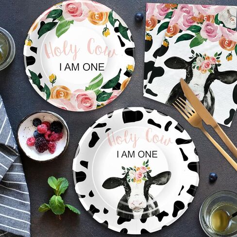 أدوات مائدة لزينة عيد الميلاد الأول للفتيات - تتضمن لوازم حفلات عيد الميلاد الأول بطباعة بقرة أطباق ورقية وأكواب ومناديل وأواني طعام لتزيين عيد ميلاد البقرة المقدسة | يخدم 24 in Kuwait