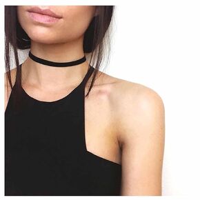 Yheakne Gothic Black Suede Choker Necklace Short Ribbon Velvet Necklace Choker Adjustable Black Cord Necklace Punk Thin Velvet Choker Collar Necklace Jewelry for Women and Girls Gifts