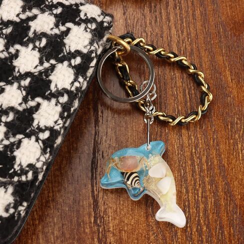 kcrygogo Glow in Dark Seashell Crab Dolphin Keychains Key Rings for Party Favor, Wonderful Little Gift for Man Or Woman(Blue) in Kuwait
