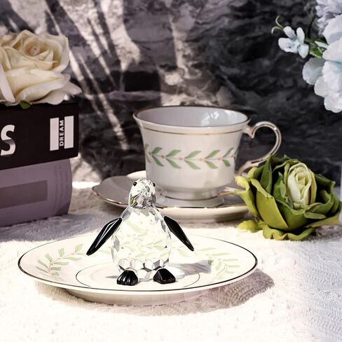 تماثيل البطريق الكريستالية من ownmy، زخارف من الزجاج الشفاف على شكل البطريق الحيواني، قطعة مركزية على سطح الطاولة لغرفة المعيشة والمكتب المنزلي in Kuwait