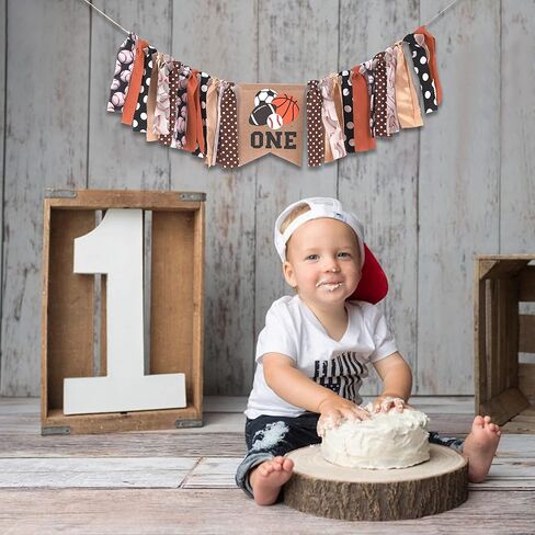 لافتة كرسي مرتفع واحدة للكرات الرياضية - كرة القدم/البيسبول/كرة السلة/كرة القدم، لافتة كرسي عالٍ لعيد الميلاد الأول للكرسي العالي، جميع الصور الرياضية لتزيين حفلات أعياد الميلاد، لافتة كرسي مرتفع لعيد الميلاد الأول للصبيان، تحطيم كعكة عيد الميلاد الأول (ك in Kuwait