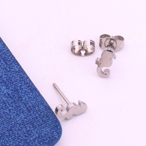 أقراط فرس البحر اللذيذة مكونة من زوجين من أقراط الحياة البحرية من الفولاذ المقاوم للصدأ للنساء والفتيات in Kuwait