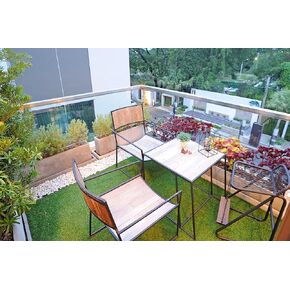 Garland Rug Turf Indoor/Outdoor Area Ru Artificial Grass Rug, 4-Feet by 6-Feet, Green