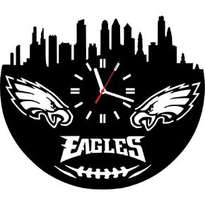 ساعة حائط خشبية مصنوعة يدويًا لمحبي النسور هدايا للرجال والنساء والأولاد والأب، ديكور جداري فريد للمنزل، أفكار هدايا كرة القدم لعيد الميلاد وعيد الميلاد in Kuwait